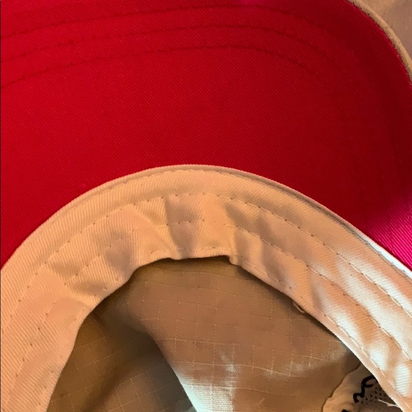 ROXY cream and pink baseball cap - Picture 6 of 6